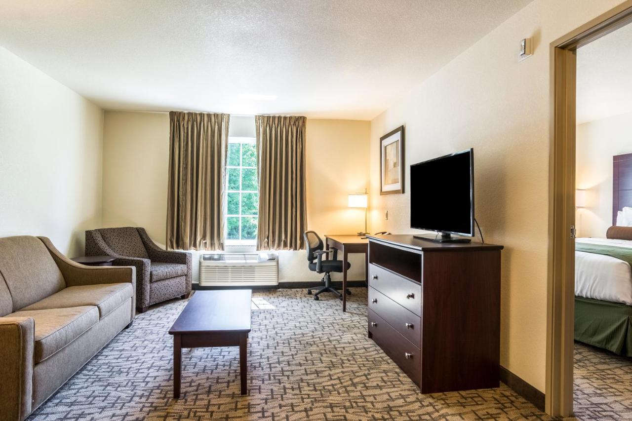Cobblestone Hotel & Suites - Greenville Exterior photo